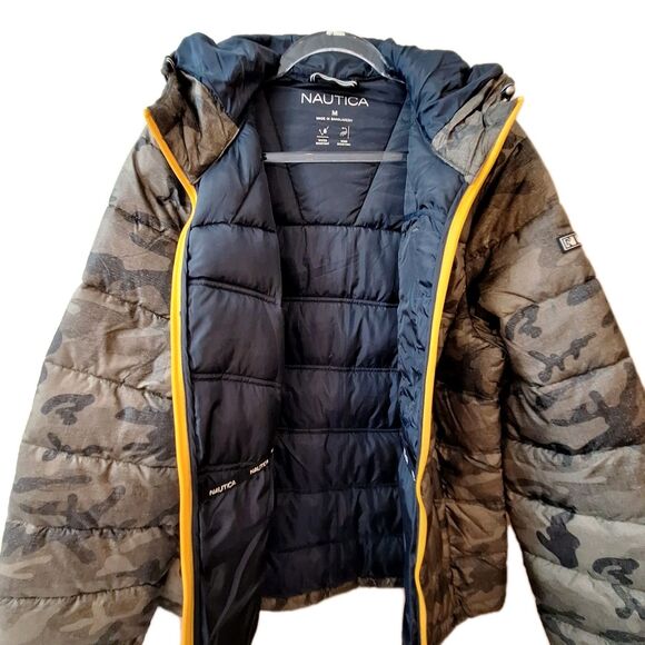 Nautica Poly Hooded Regular Fit Puffer Jacket Mens Sz Medium Green Camo NWT $175 - Picture 6 of 12